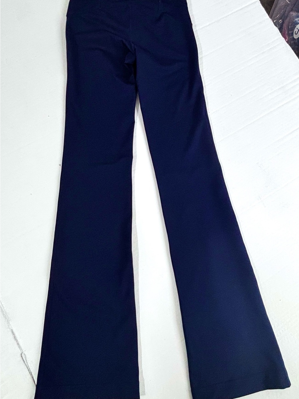 Lilly Pulitzer Women’s Luxletic Weekender Pant Flare Bootleg Navy Blue Small - Picture 2 of 5